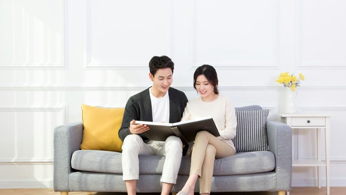女子与丈夫结婚八年未生孩子，丈夫无意看其病历才知是变性人
