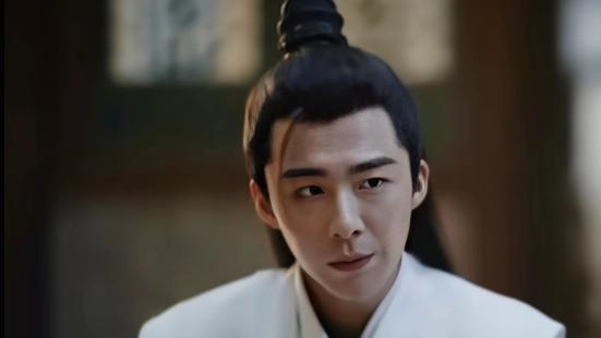 白愁飞|白愁飞有没对雷纯下过狠手？