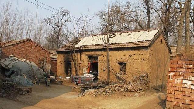 |农村房屋迎来“更新换代”，告别无证产权，有3类情况不能办理