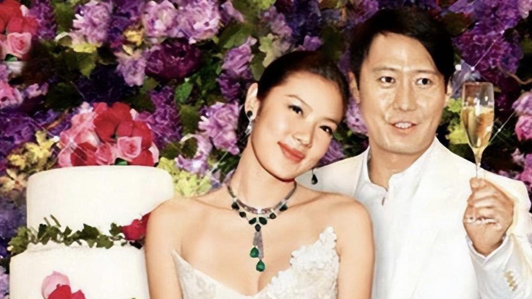 乐基儿|黎明42岁前妻乐基儿晒近照，肌肉健硕发际线堪忧