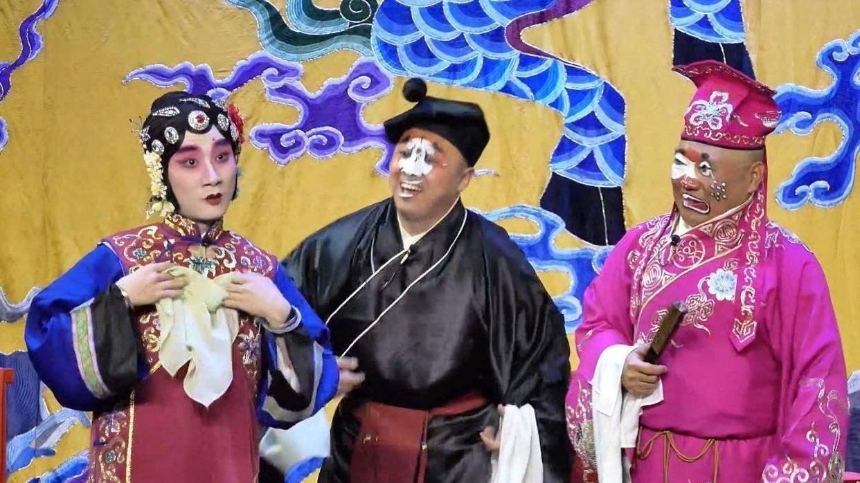 京剧|麒麟剧社不专业但是火爆，而体制内京剧院团虽然专业但却很难盈利