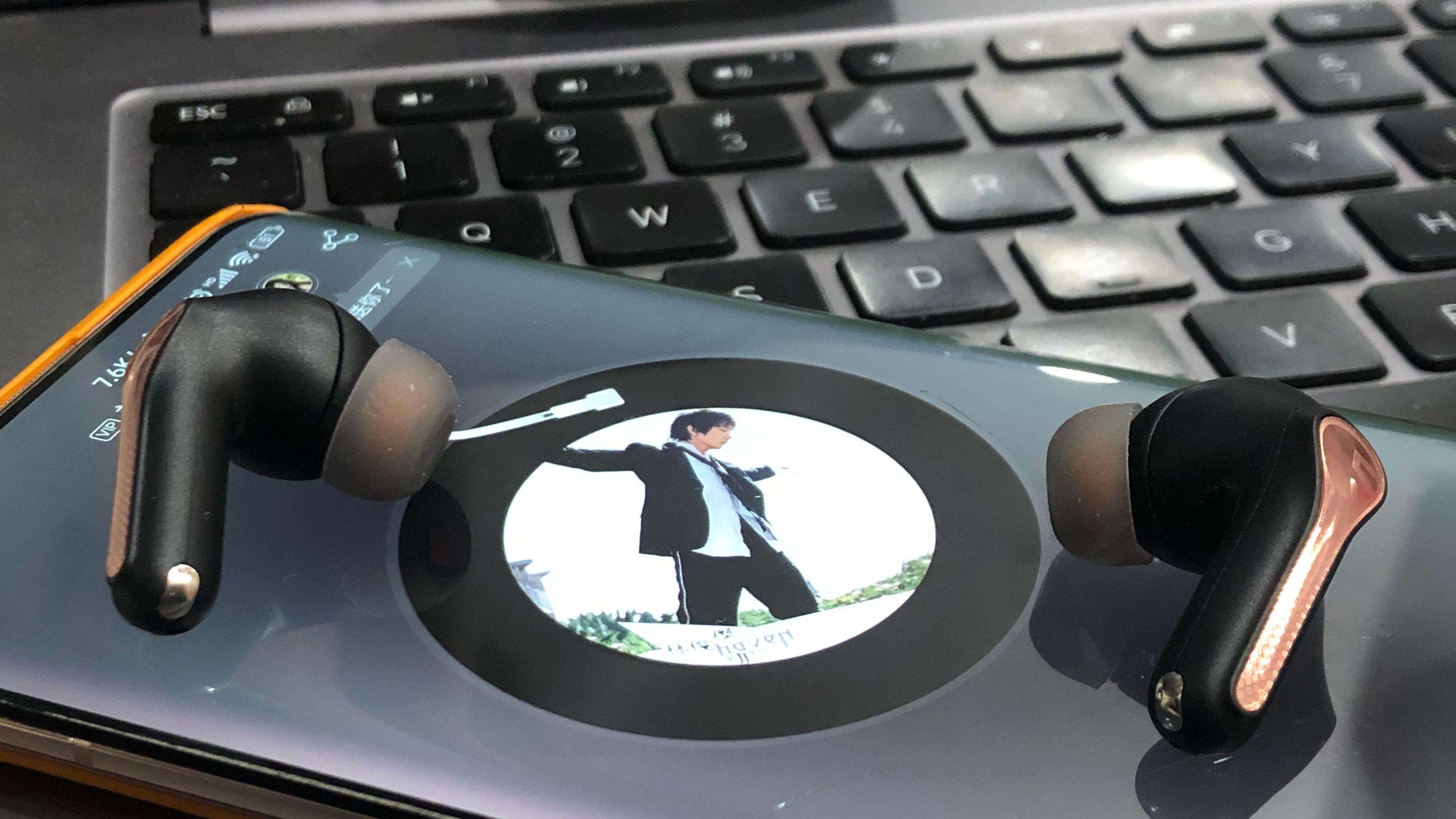 耳机|私藏品牌，被观众鼎力推荐的泥炭耳机真的很香