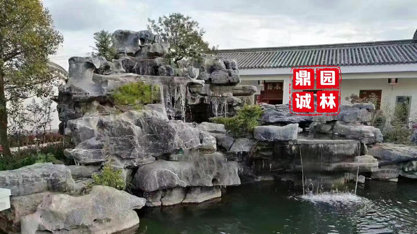 多元化|太湖石一种多元化景观置放的风景石