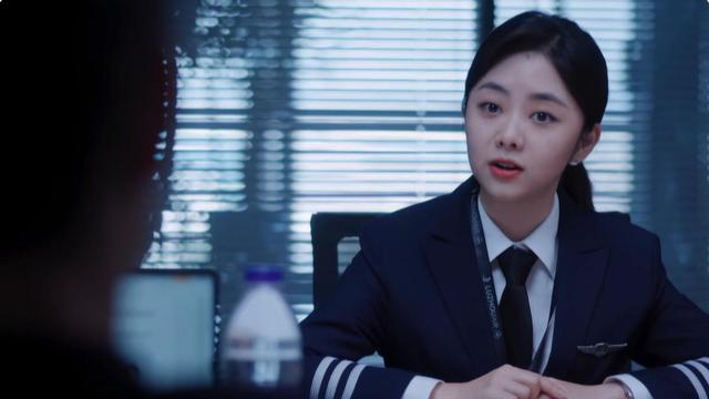 向风而行|《向风而行》只是播出了8集剧情，就有观众给予了不少差评，甚至还有人选择了弃剧