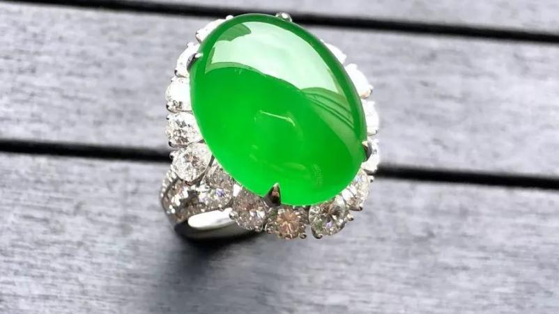 翡翠|什么原料都可以取出来，这样想就大错特错了，翡翠蛋面的要求