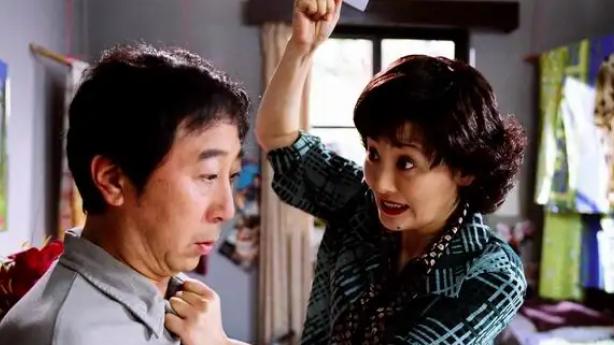 电影|《心急吃不了热豆腐》：讲述了一个普通人，与三个女人的情感纠葛