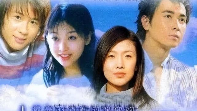 金莎|?《十八岁的天空》大聚会，蓝菲琳脸部浮肿，裴佩老师年轻依旧！