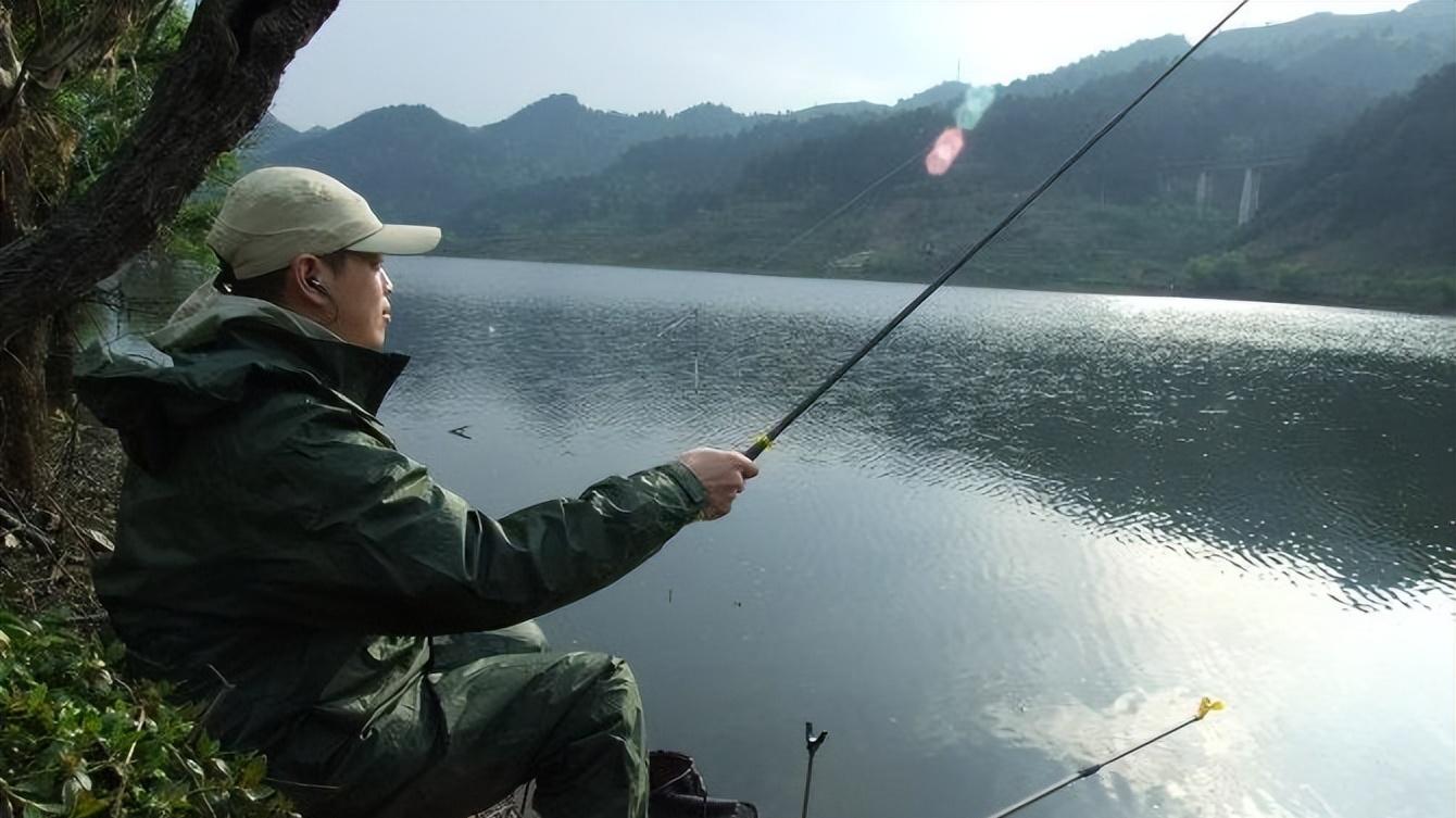 |钓鱼活动又脏又乱，可为什么越来越受欢迎？