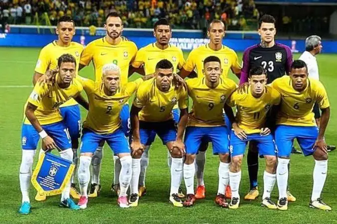 巴西队|巴西国家队这阵容也太豪华了，不愧是世界杯夺冠第一大热门
