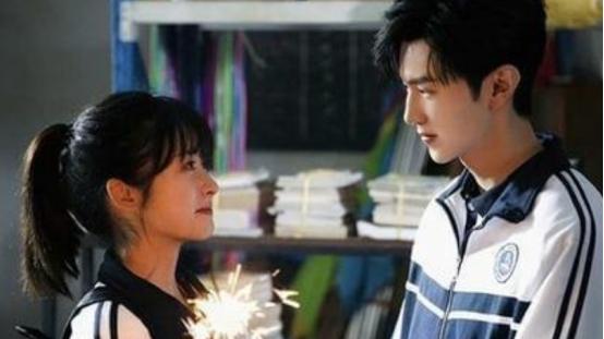 南星|陈哲远沈月有无限好感了，演技特别自然，很有代入感