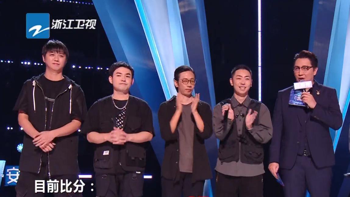 好声音|好声音：潘韵淇高水平发挥，周菲戈唱错歌词，李荣浩点出取胜关键