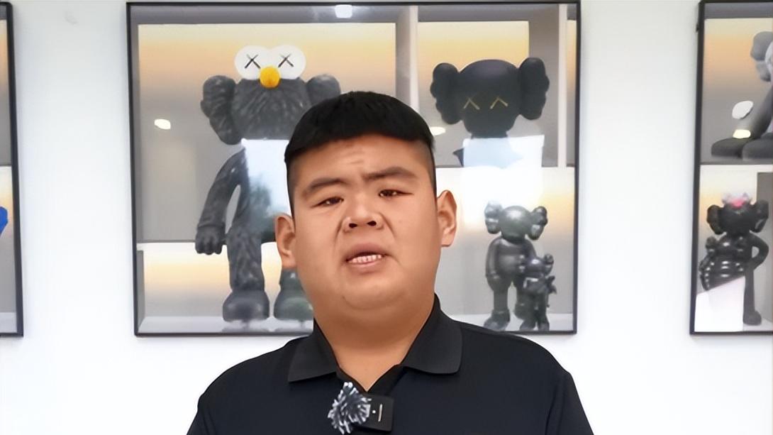 |“中国第一胖”王浩楠：曾为爱一年狂减480斤，如今复胖引争议