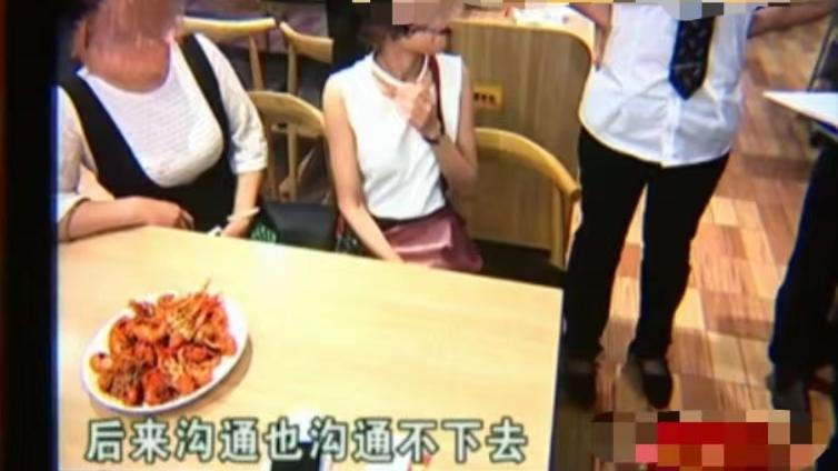 “不能打包！”近日，浙江杭州，一男子用餐后，准备打包回家，谁知店家却说只能在店里吃