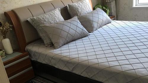 忍不住晒一下我家第二套新房，婆婆非常满意，特别是那东北大炕！