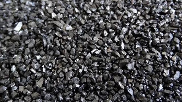 煤层100多米厚，到底怎么形成的？目前有两个学说可以解释