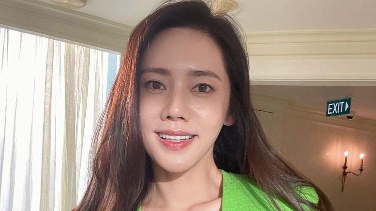 秋瓷炫|43岁秋瓷炫让皮肤依然发亮的方法，就是靠自制面膜！