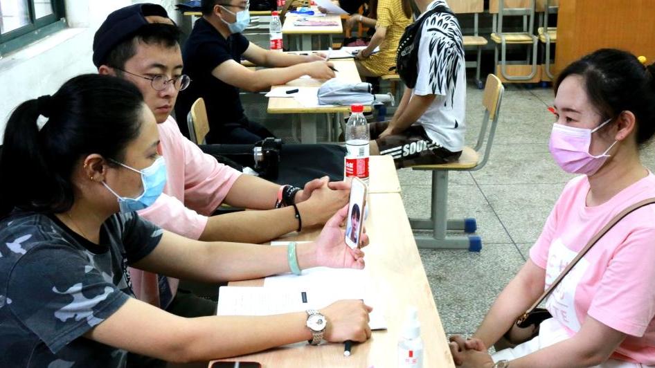 招聘|工作一年后才明白，“校招”和“社招”一字之差，却存在天壤之别