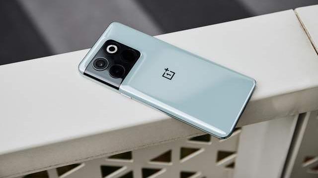 一加科技|一加Ace Pro上手：颜值能打、配置够高，16GB大内存意义何在？