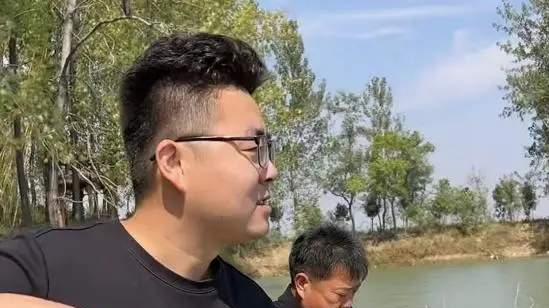 带货|田静生日推出姚威账号，姚威被质疑已经辞职，小细节引发猜测