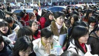 残疾人|“新型啃老”出现了？父母还被蒙在鼓里，反而认为孩子努力上进