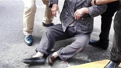 儿子失踪19年，父母以为外出打工，没想到他一直“躺”在自家院中