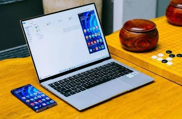 智商税|别喷什么“智商税”，这玩意儿的受众就是有钱人！