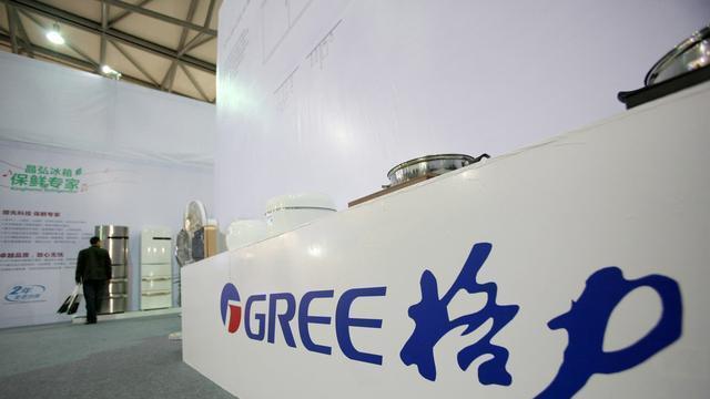 小米科技|小米、格力差距越来越大，董明珠彻底输给了雷军