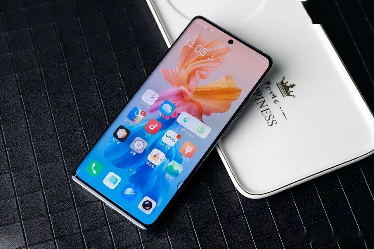 苹果|性能强悍颜值高，体验不输苹果，关键价格还不高，这三款手机很香