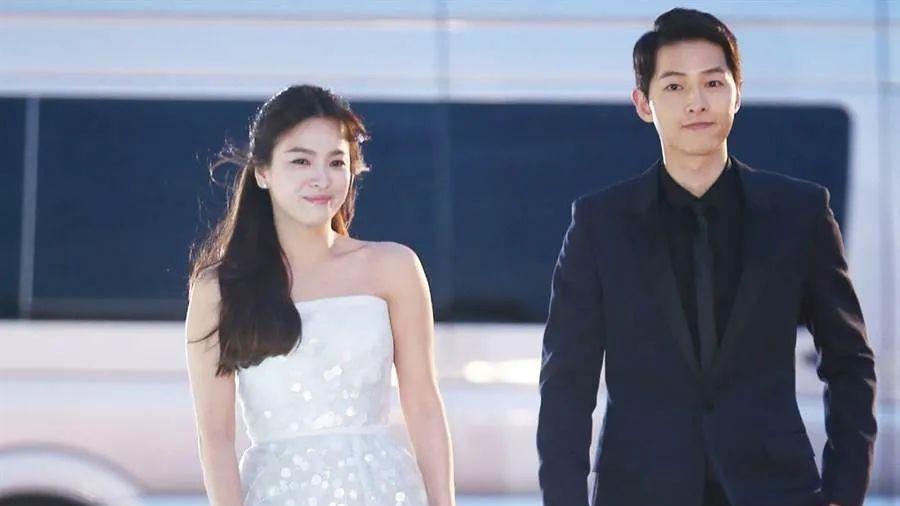 宋仲基|37岁宋仲基喜当爹！女友是单身妈妈，知情人透露双宋离婚原因