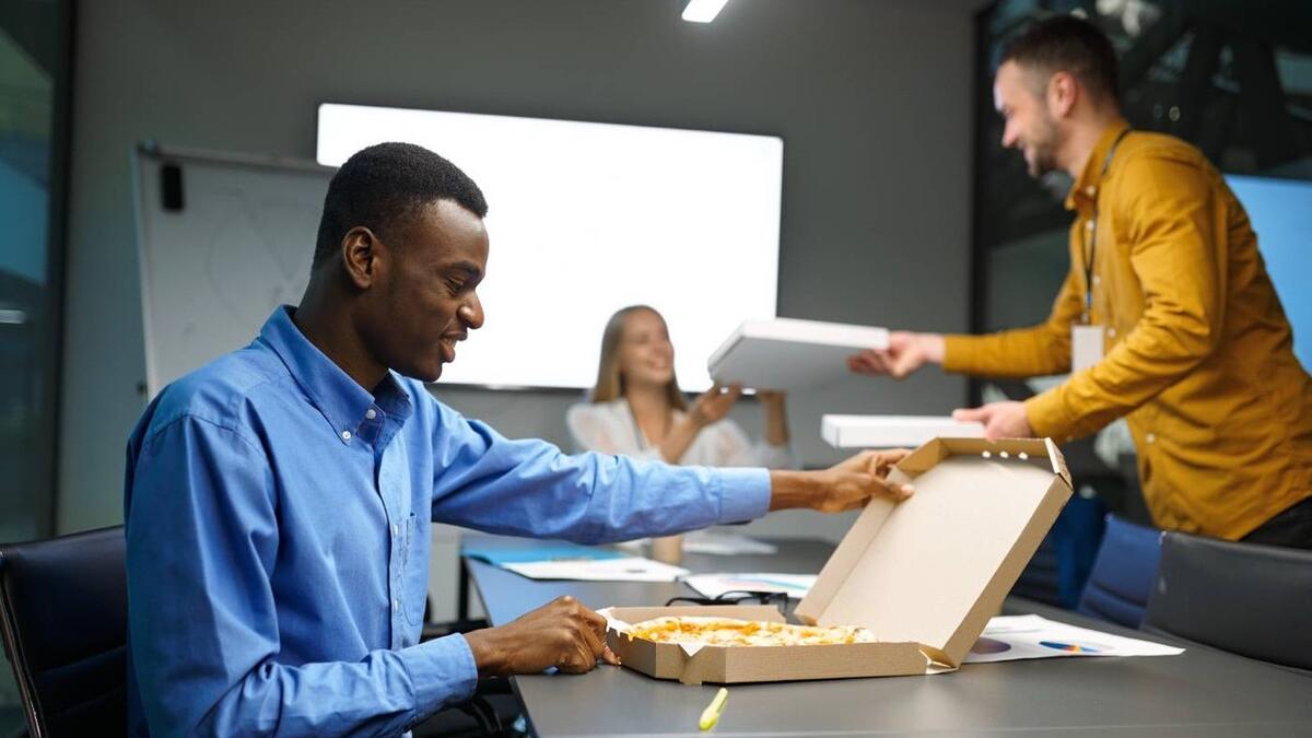 |给同事随了份子却未被邀请参加酒席，是真忘记了还是不懂做人？