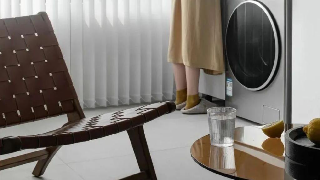 90㎡现代简约刚需三居，赋予空间更多功能，质感温馨很治愈