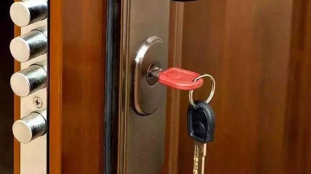 装修前是否应该更换防盗门？不要轻举妄动，先检查这些地方