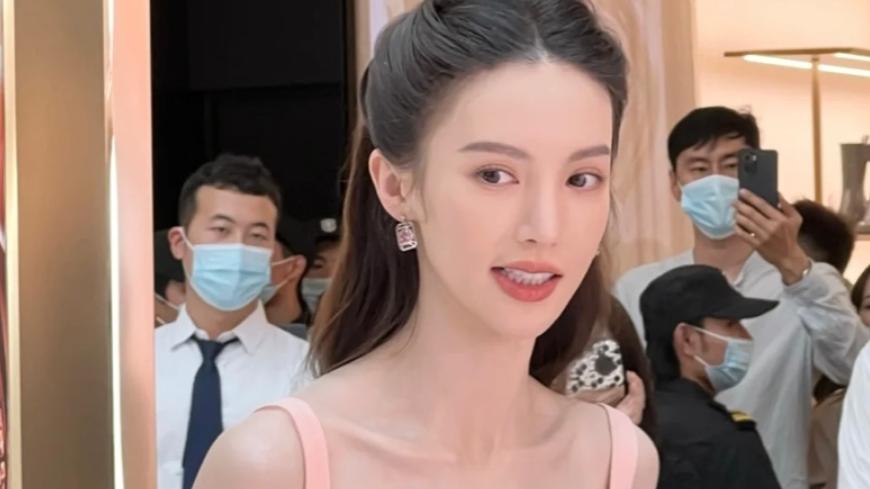 明星 为了上镜疯狂减肥的7位明星，实则越瘦越难看