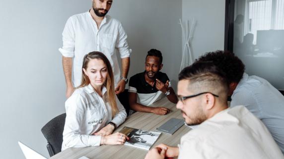 |这六种人，不适合和他们搞好关系