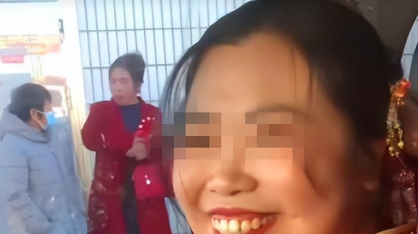 二婚女子结婚，被问及要了多少彩礼，女子笑而不语，知情人：56万