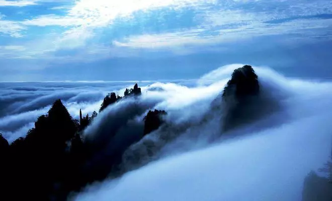 旅游业|英国游客拍到安徽“黄山”照片，引起热议：这简直是大自然的馈赠