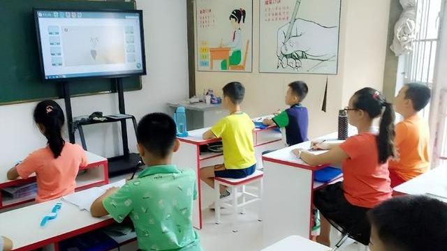 幼儿园|上海一幼儿园“天花板级学生”走红，入学简历15页，家长学历更牛