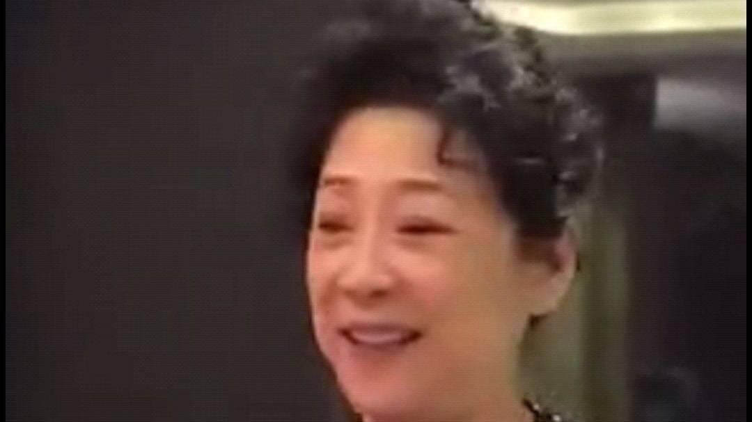 王馥荔|72岁王馥荔纯天然不整容太漂亮了，打扮朴实无华，却难掩优雅气质