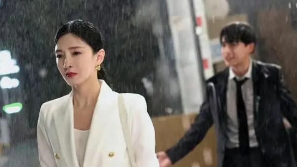 女士的法则|《女士的法则》不仅有爱情，还有职场中的事情，特别的励志