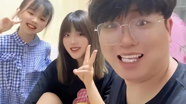 带货|田静戴万元项链？妹妹田大怼公开维护姐姐，静静把物品挂上小黄车