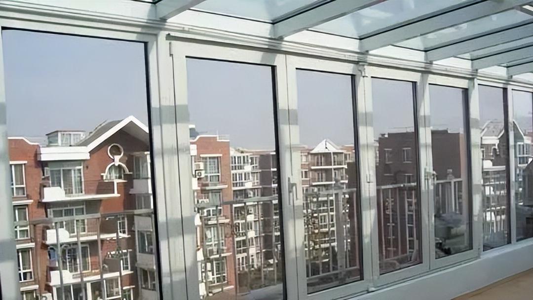 商家揭秘：4个方法，教你正确挑选断桥铝门窗！少花冤枉钱