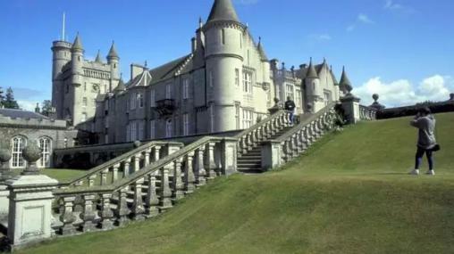 情侣|巴尔莫勒尔堡豪华卧室让情侣们不舍离去