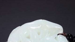 |清代-老和田玉童子祝寿摆件