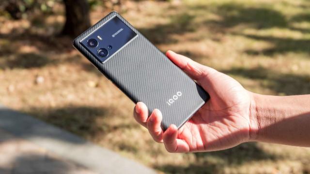 三星|几乎没有“差评”，2022年最值得考虑的4款手机，看看你怎么选？