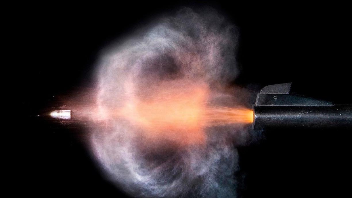 警察|黑龙江女囚犯，容貌赛明星小花旦，枪决后死而复生，警察又补2枪