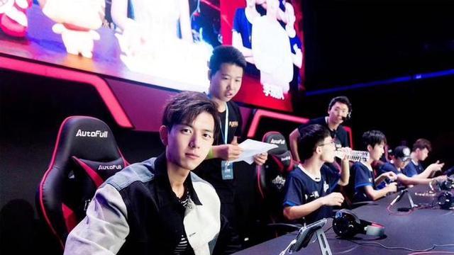 那英|1米82吴磊遇上1米85李现，谁才是王者？压力大的居然是何炅