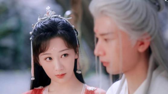 大考|献礼剧《大考》开播，陈宝国王千源颜丙燕加盟，收视低被嘲太没劲