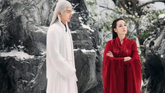 凤九|桃花番外375凤九不因东华没陪伴她生气，帝君夸凤九颇有大局观