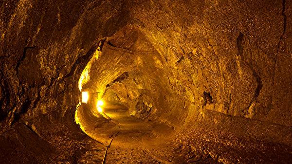 研究者在夏威夷洞穴发现数千种未知细菌