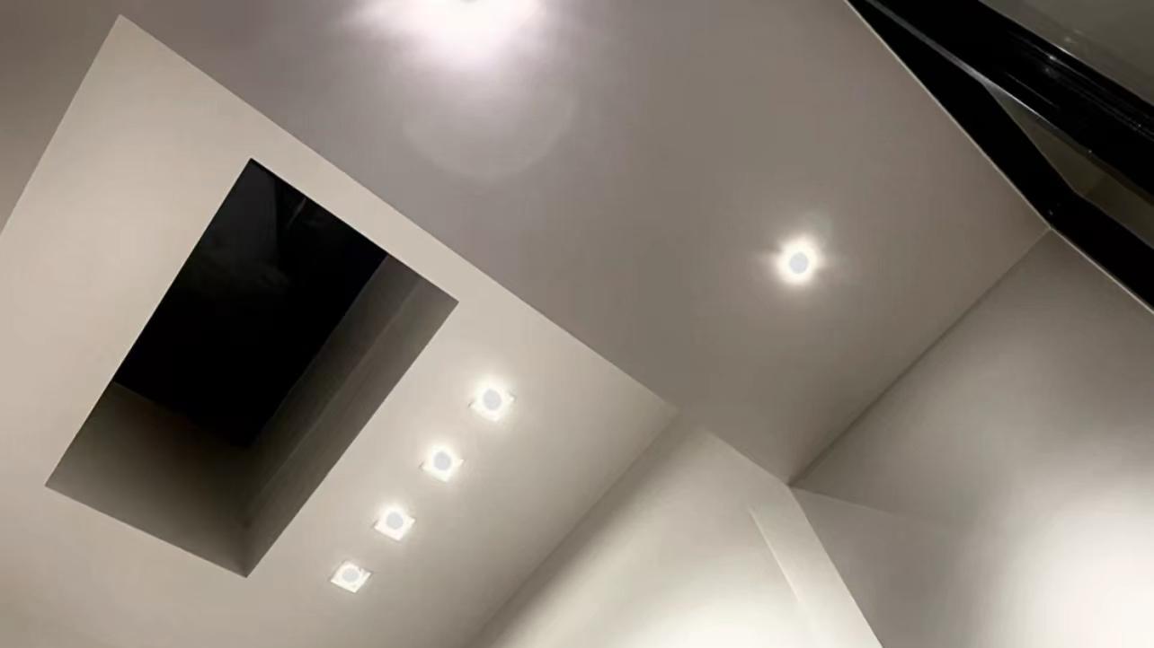 最廉价的家居氛围感提升方式：给家里添几盏灯吧！